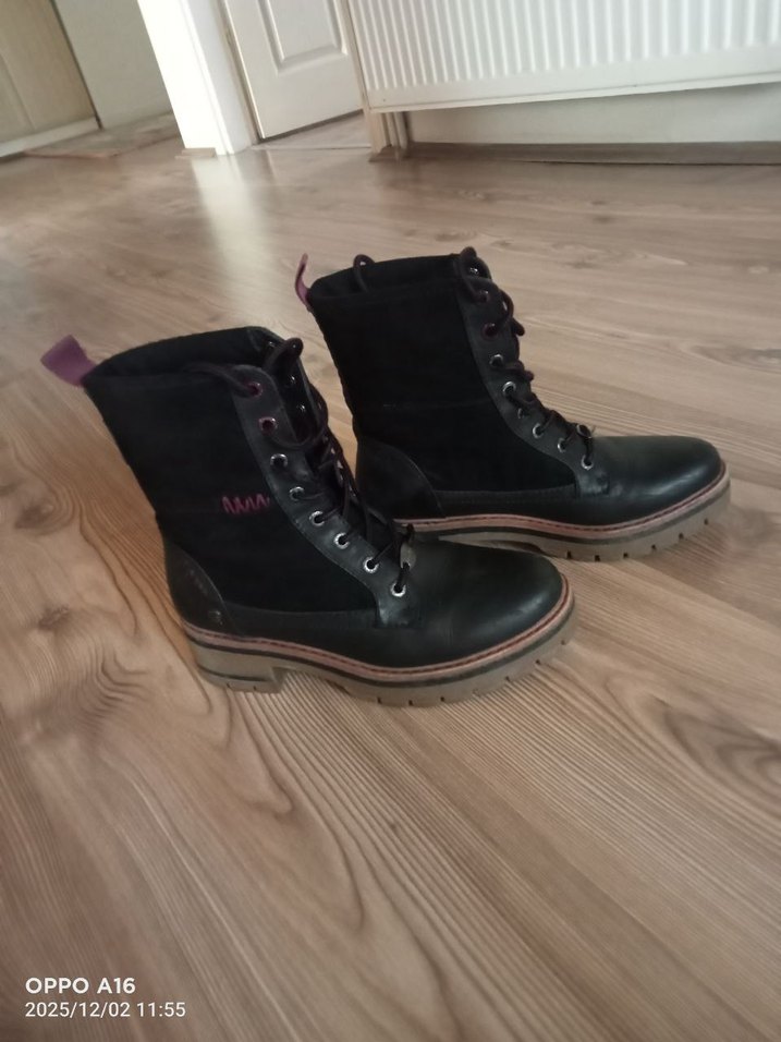 Siyah Süet Bağcıklı Topuklu Kadın Bot sıfır ayarında - Görsel 4