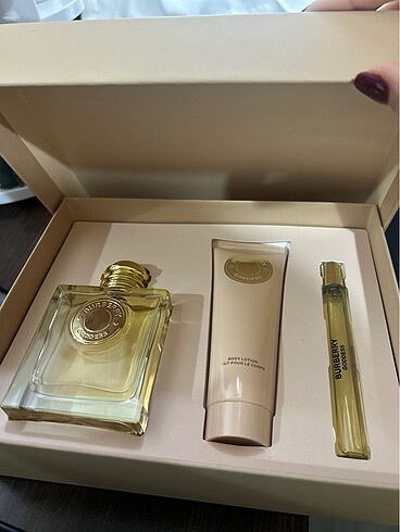 Beden Renk burberry goddess edp 100 ml