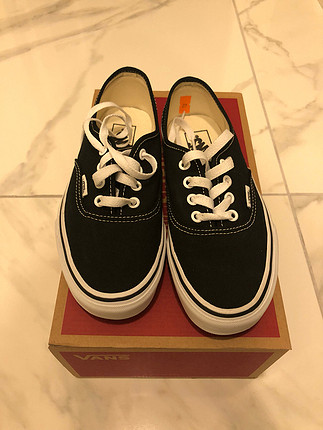 Vans Vans siyah 36,5 sıfır kutusunda