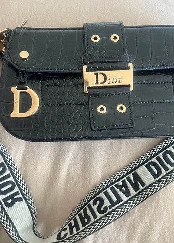 Dior Kemer Tokalı Siyah Deri Kadın Çanta