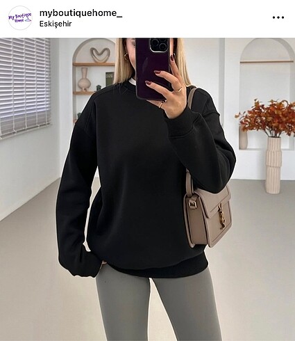 Sweatshirt