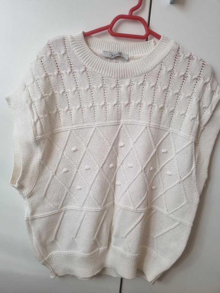 Beyaz Örgü Kolsuz Mini Kadın Kazak - Görsel 2