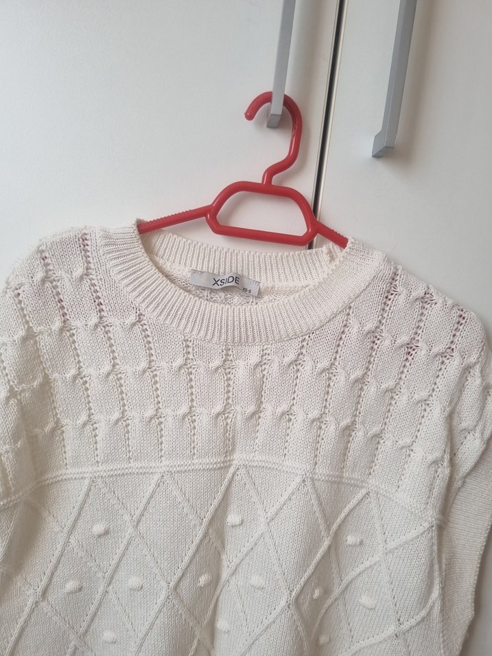 Beyaz Örgü Kolsuz Mini Kadın Kazak - Görsel 3