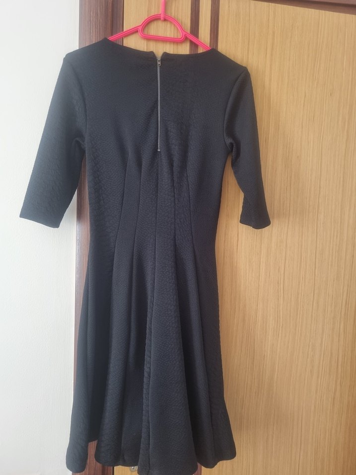 Kısa Kollu Siyah Midi Elbise - Görsel 4