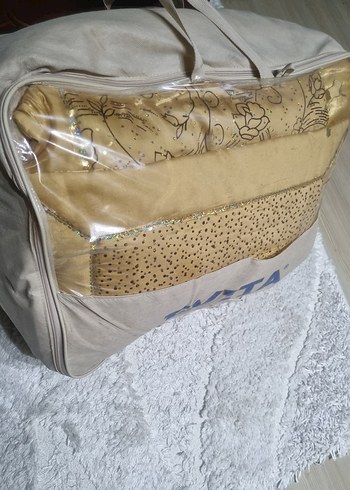 Kahverengi İşlemeli Parlak Yatak Örtüsü - Görsel 7