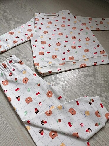 Pijama Takımı