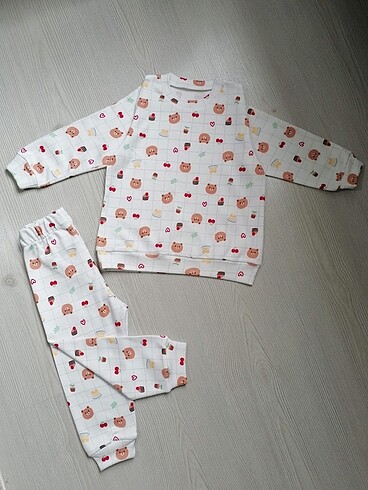 Diğer Pijama Takımı
