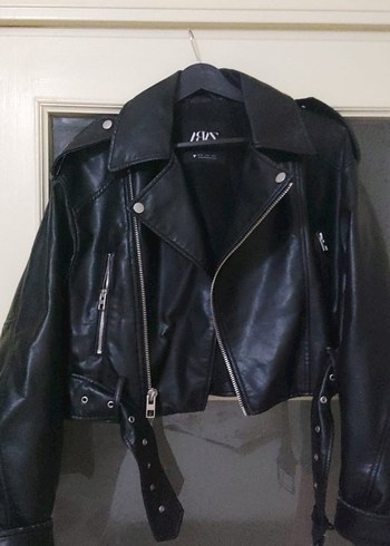 Zara Kadın Siyah Deri Biker Ceket