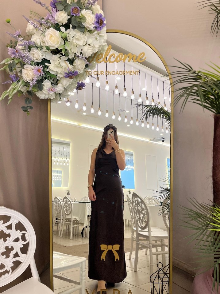 Kahverengi saten elbise - Görsel 5