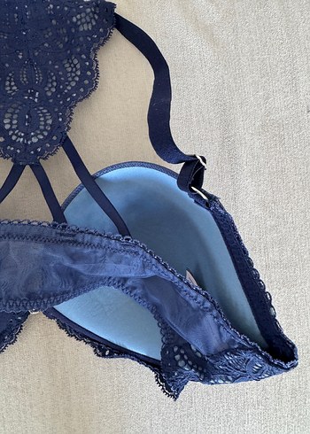 36 Beden mavi Renk Victoria secret sütyen