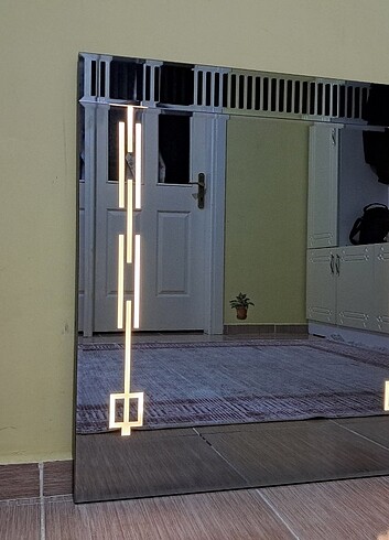 Led Işıklı Dekoratif Ayna (80 cm - Mat Siyah Cam) - Görsel 3