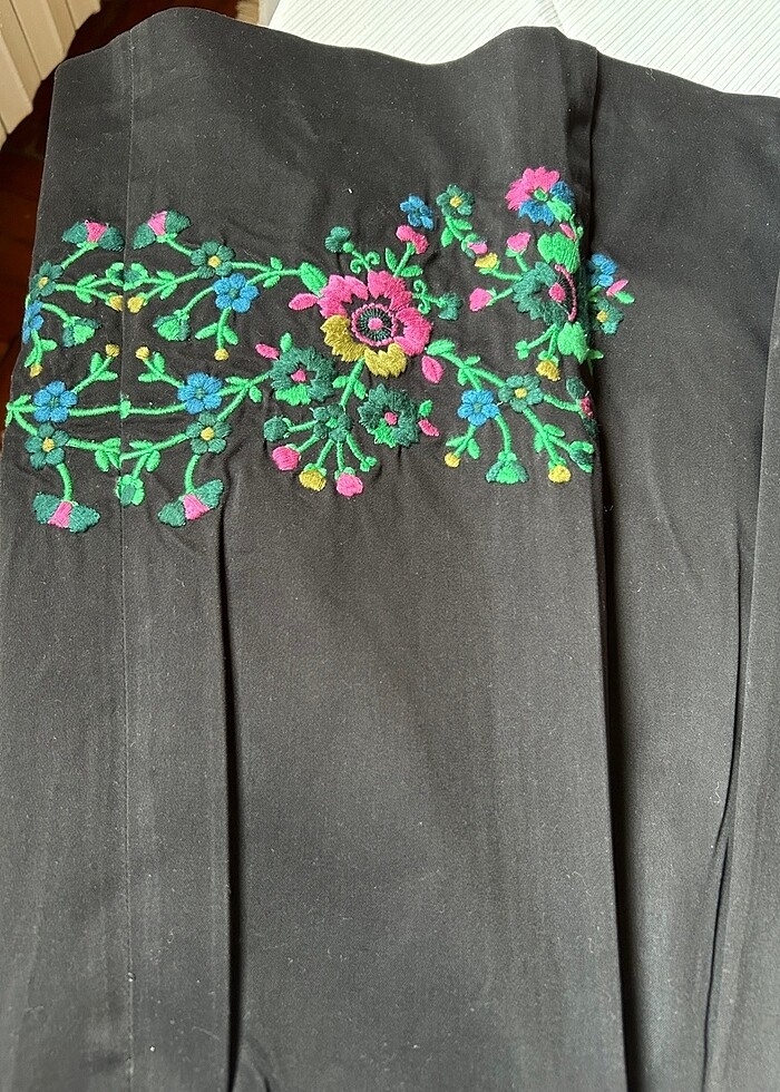 İpekyol Nakışlı Etek - Görsel 3