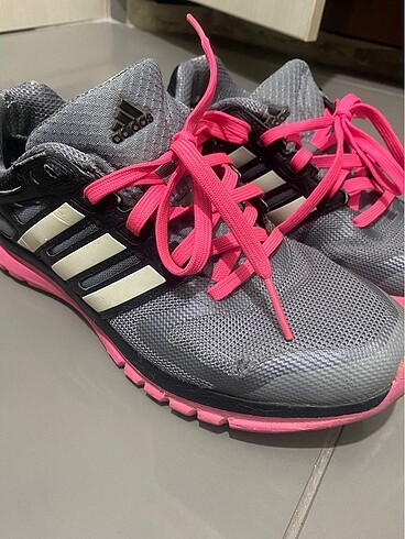 39 Beden çeşitli Renk Adidas spor ayakkabı