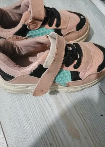 Kız Çocukları İçin  Desenli Pembe Spor Ayakkabı - Görsel 2