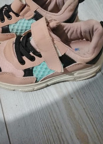 Kız Çocukları İçin  Desenli Pembe Spor Ayakkabı - Görsel 4