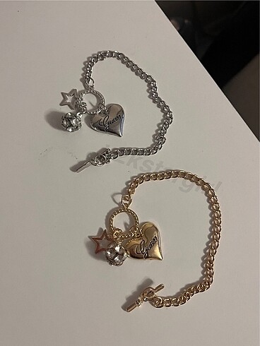 Beden altın Renk guess charm vintage y2k zincir bileklik