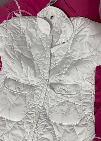 Kadın Beyaz Kapüşonlu Mont - Görsel 2