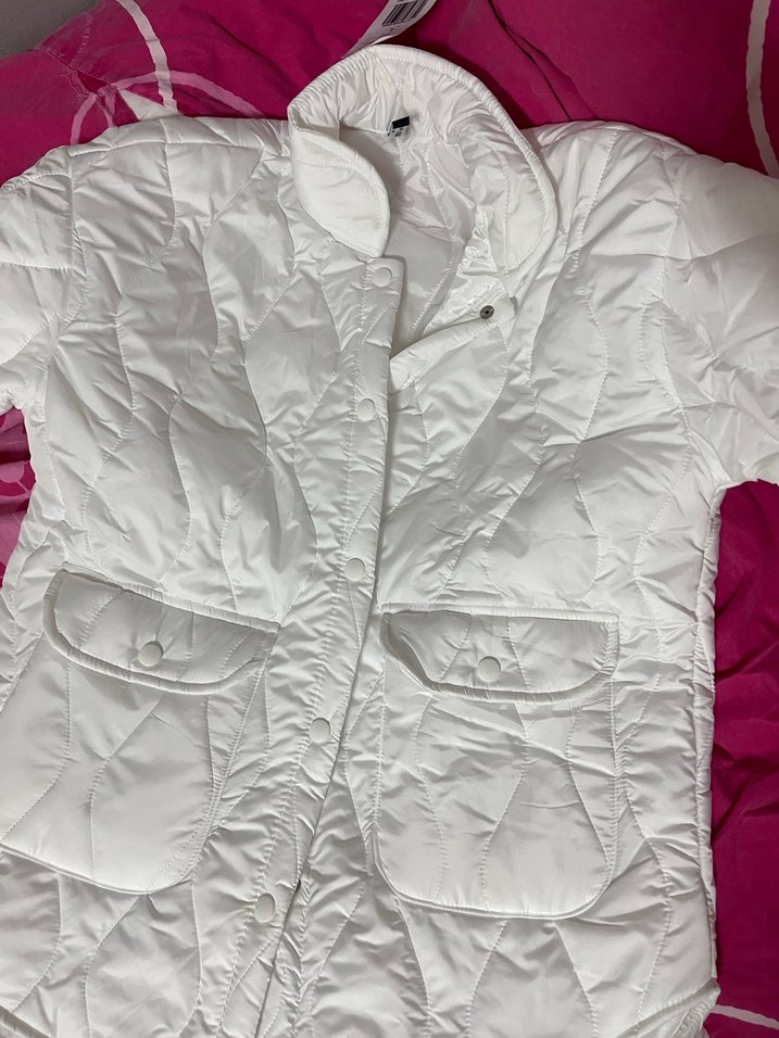 Kadın Beyaz Kapüşonlu Mont - Görsel 2