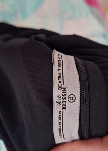 Siyah darpeli ip askılı vücuda yapışan elbise - Görsel 3