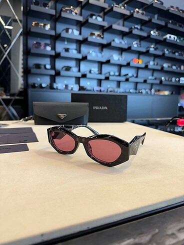  Beden beyaz Renk PRADA YENİ MODEL