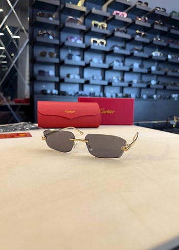 Cartier güneş gözlüğü