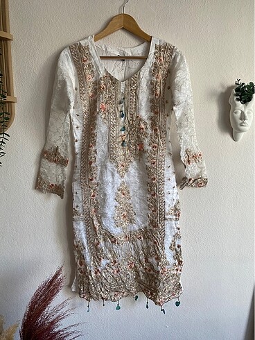 Vintage işlemeli tunik