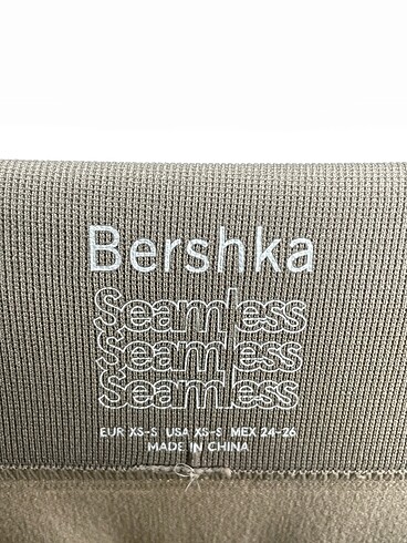 xs Beden çeşitli Renk Bershka Tayt / Spor taytı %70 İndirimli.