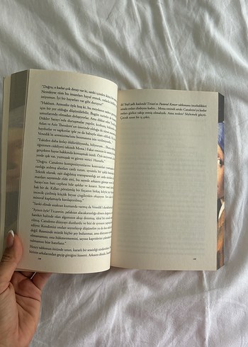  Beden Mona'nın Gözleri - 52 Sanat Eseri Üzerinden Roman
