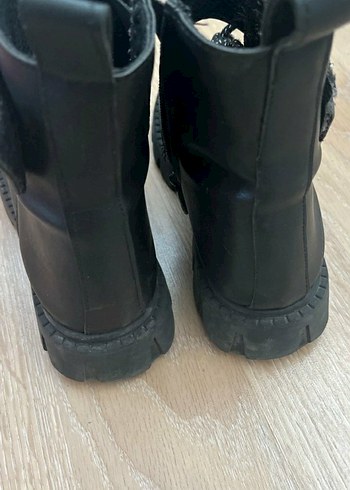 Kızlar için Siyah Goth Tarzı Lastik Bot - Görsel 2