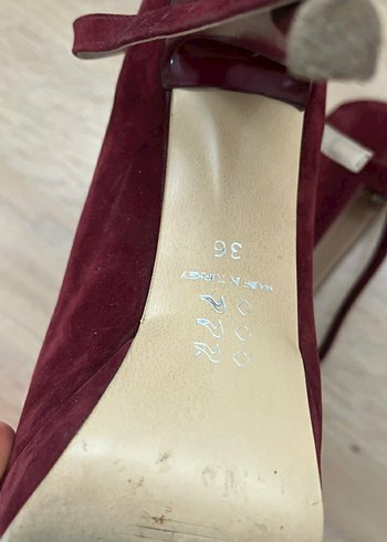 Bordo Süet Tokalı Stiletto Kadın Ayakkabı - Görsel 3