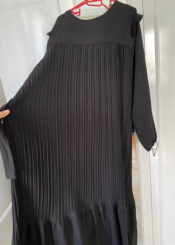 48 Beden Uzun Siyah Piliseli Gotik Elbise