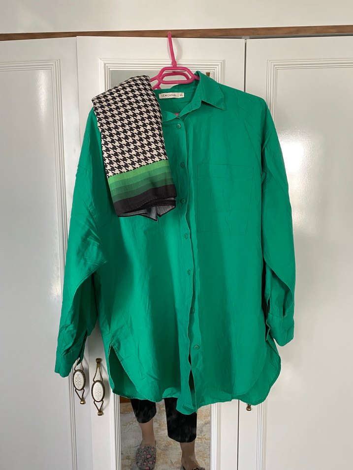 Uzun Kollu, Salaş, Midi Boy Yeşil Kadın Gömlek - Görsel 3