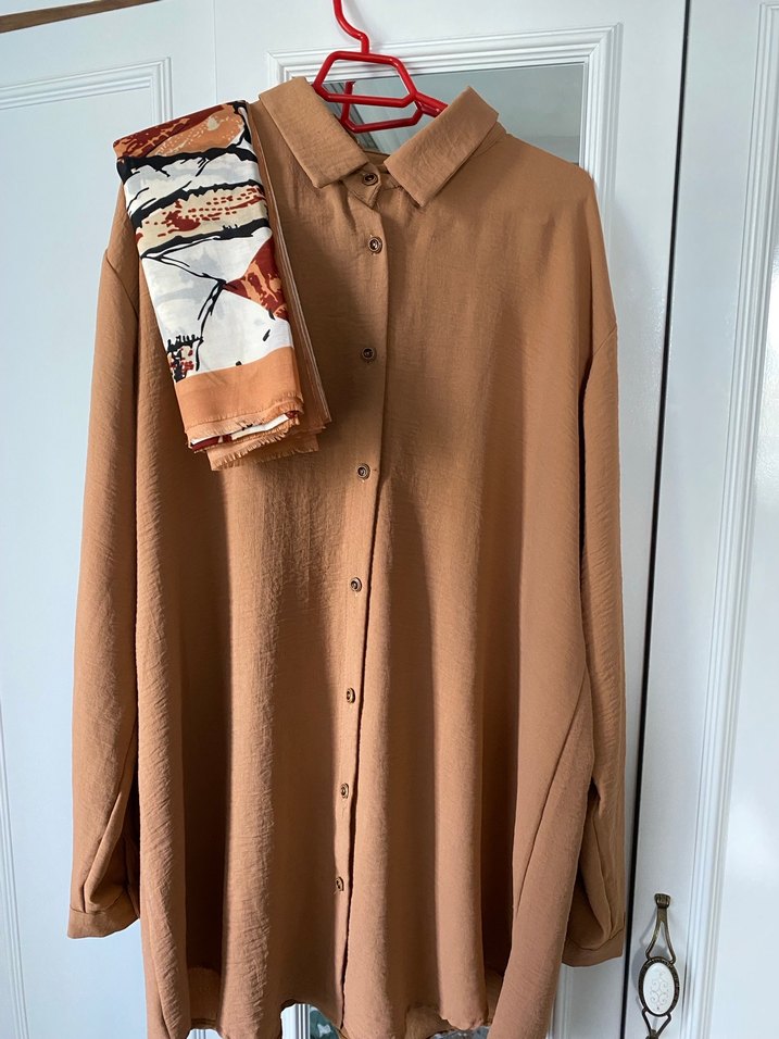Düğmeli Camel Uzun Kollu Kadın Gömlek - Görsel 3