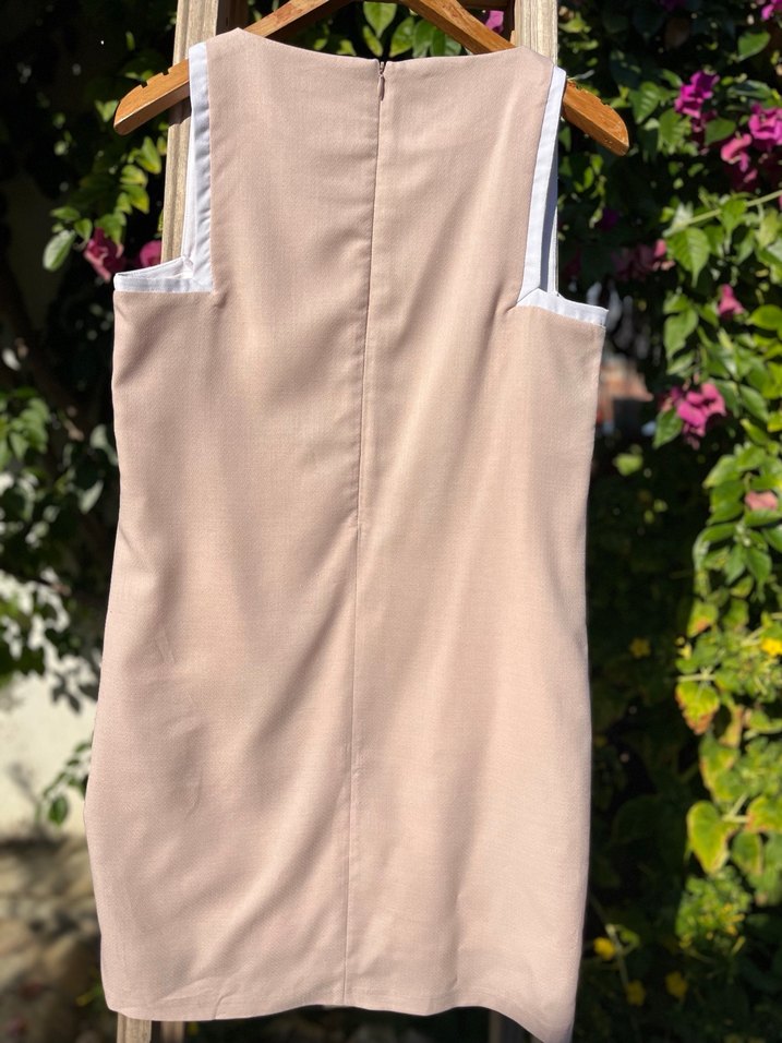 FABRİKA Pudra Midi Kolsuz Şık Elbise - Görsel 4