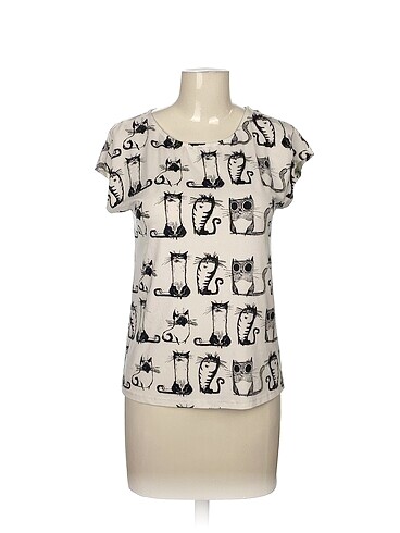 Koton T-shirt %70 İndirimli.