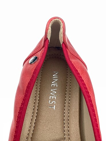 37 Beden çeşitli Renk Nine West Babet %70 İndirimli.