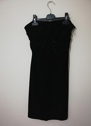 Siyah kadife elbise