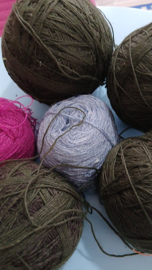 Renkli ve Doğal İplik Topları - Görsel 3