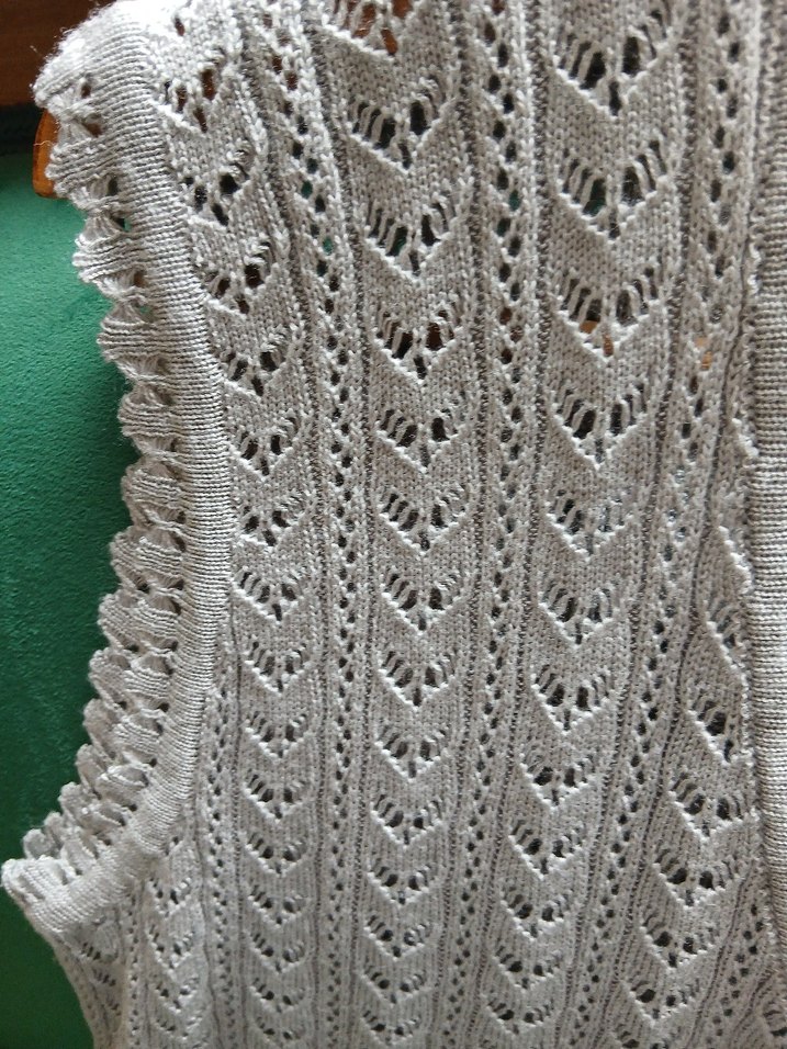 Beyaz V Yaka Örgü Kadın Yelek - Görsel 4