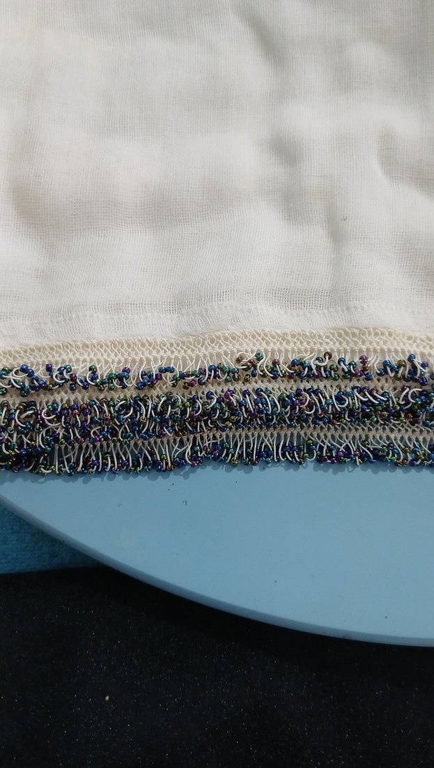 Boncuk İşlemeli Beyaz Kadın örtü - Görsel 2