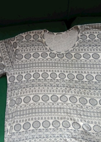 Düğmeli Gri Leopar Desenli Tişört 2 adet fiyatıdır - Görsel 4