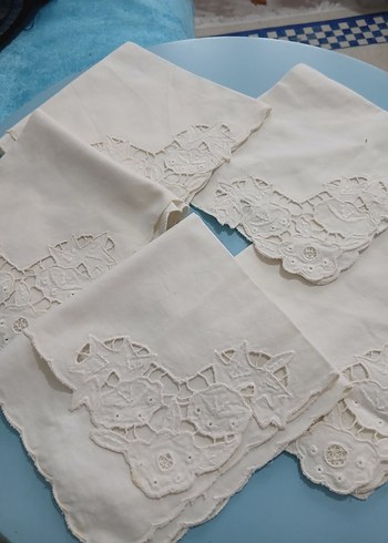 Nakışlı Beyaz Bohem delikişi kare Örtü - Görsel 2