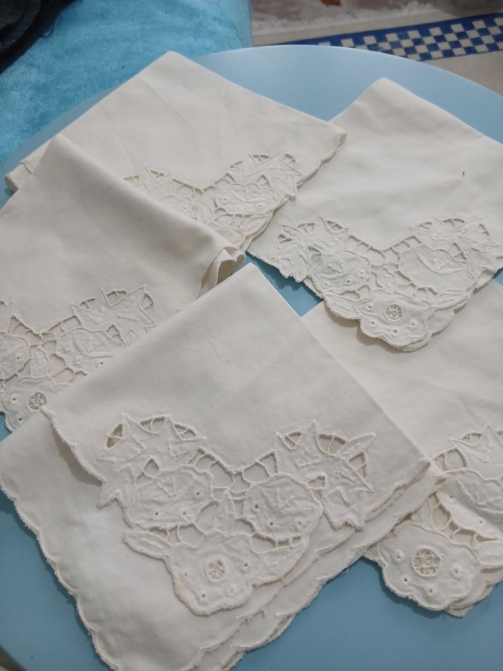 Nakışlı Beyaz Bohem delikişi kare Örtü - Görsel 2