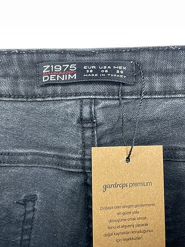 38 Beden siyah Renk Zara Jean / Kot %70 İndirimli.