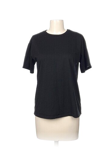 Trendyol & Milla T-shirt %70 İndirimli.