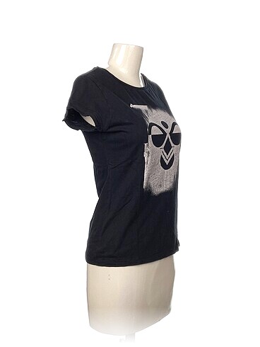 Hummel Hummel T-shirt %70 İndirimli.