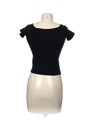 40 Beden Atmosphere T-shirt %70 İndirimli.