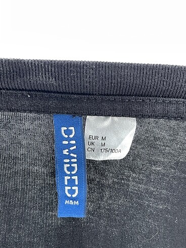 m Beden siyah Renk H&M T-shirt %70 İndirimli.