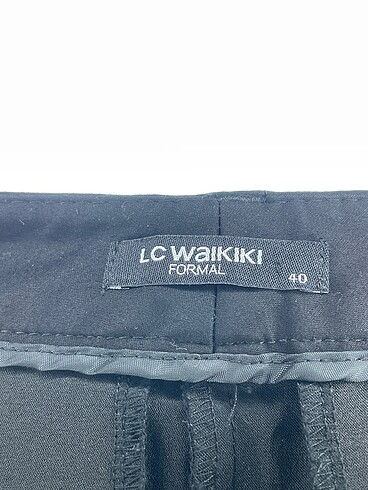 40 Beden siyah Renk LC Waikiki Kumaş Pantolon %70 İndirimli.