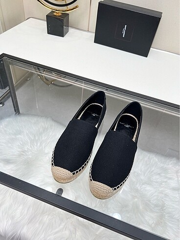 Yves Saint Laurent Yves Saint Laurent Ayakkabı